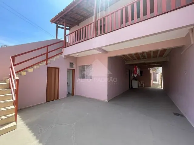 Casa com 175m² 3 quartos e 3 banheiros, à venda, no bairro Jardim Ipê em Mauá