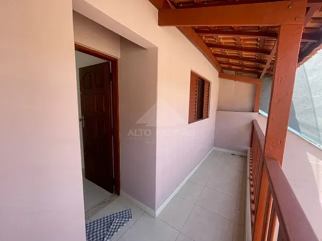 Casa com 175m² 3 quartos e 3 banheiros, à venda, no bairro Jardim Ipê em Mauá