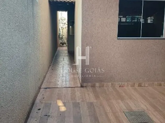 Casa com 120m² 2 quartos e 2 banheiros, à venda, no bairro Residencial Solar Bougainville em Goiânia
