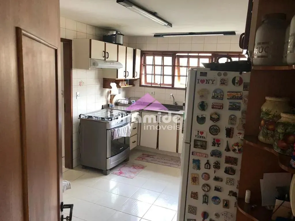 Casa, 3 quartos, 378 m² - Foto 30