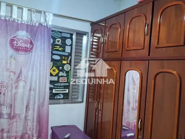 Casa com 143m² 3 quartos e 2 banheiros, à venda, no bairro Umuarama em Osasco