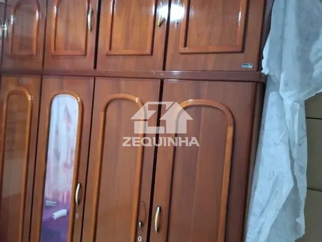 Casa com 143m² 3 quartos e 2 banheiros, à venda, no bairro Umuarama em Osasco