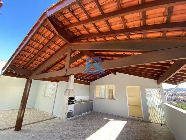 Casa com 420m² 4 quartos e 3 banheiros, à venda, no bairro Nova Itatiba em Itatiba