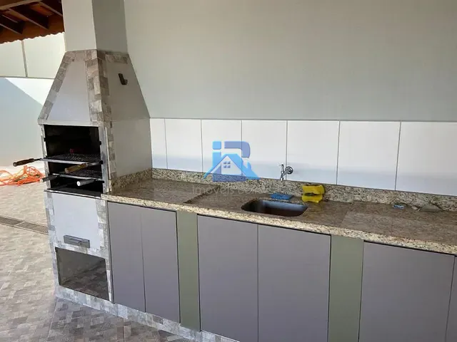 Casa com 420m² 4 quartos e 3 banheiros, à venda, no bairro Nova Itatiba em Itatiba