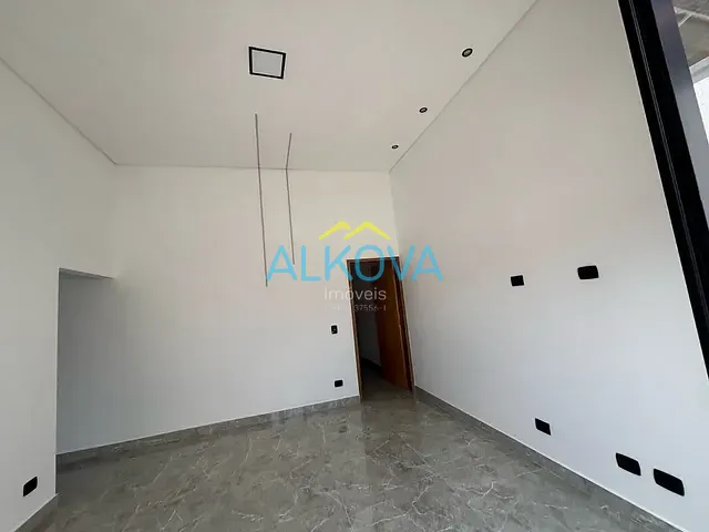 Casa com 125m² 3 quartos e 2 banheiros, à venda, no bairro Vila das Flores em São José dos Campos