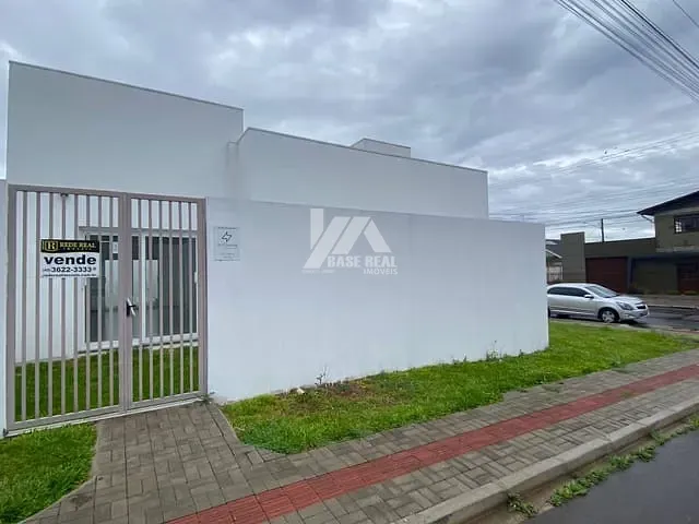 Casa com 208m² 3 quartos e 2 banheiros, à venda, no bairro Dos Estados em Guarapuava