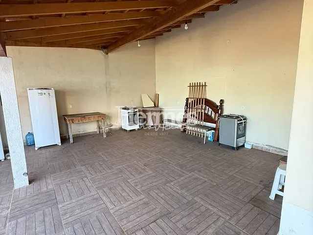 Casa com 250m² 1 quarto e 1 banheiro, à venda, no bairro João Aranha em Paulínia