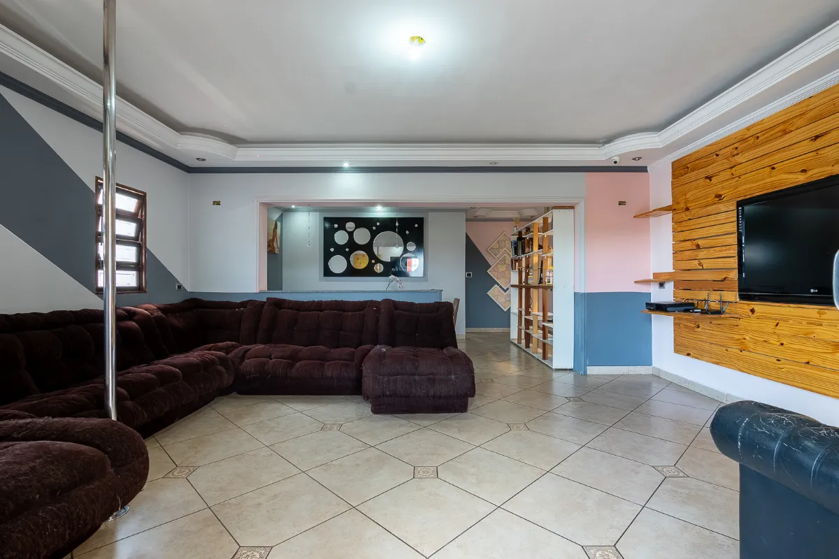 Casa para venda em Caieiras - Laranjeiras com 3 quartos, 277m²