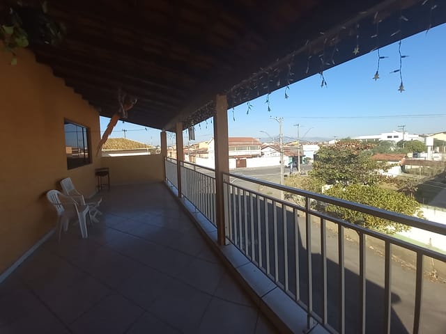 Casa com 250m² 7 quartos e 2 banheiros, à venda, no bairro Residencial Mombaça I em Pindamonhangaba
