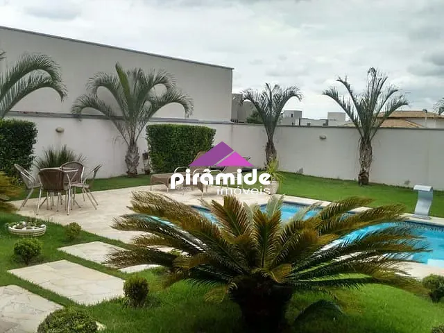 Casa com 700m² 4 quartos e 6 banheiros, à venda, no bairro Urbanova em São José dos Campos