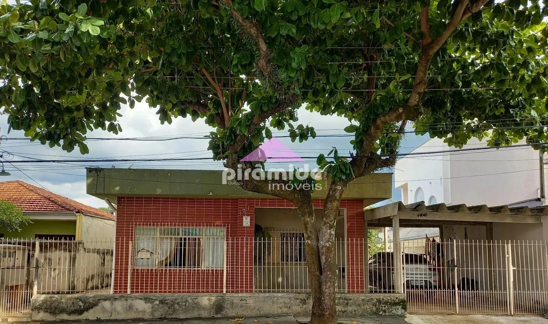Casa, 3 quartos, 131 m² - Foto 1