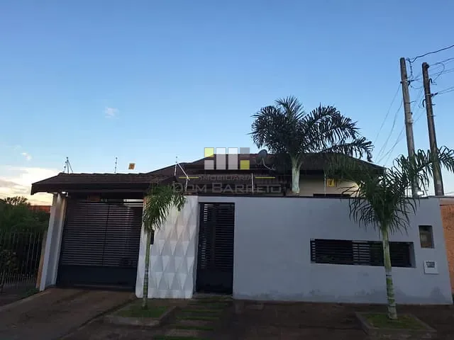 Casa 3 quartos e 1 banheiro, à venda, no bairro Parque Bandeirantes I (Nova Veneza) em Sumaré