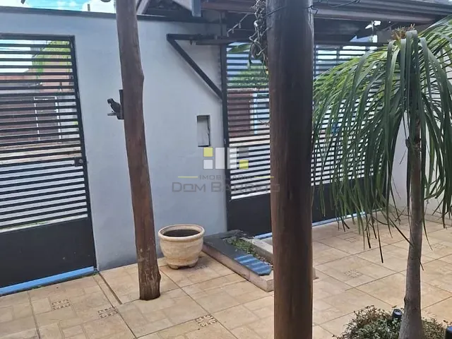 Casa 3 quartos e 1 banheiro, à venda, no bairro Parque Bandeirantes I (Nova Veneza) em Sumaré