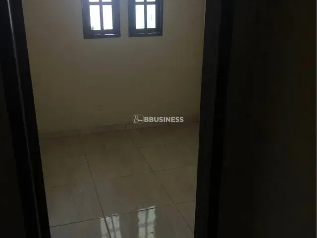 Casa com 160m² 4 quartos e 3 banheiros, para alugar, no bairro Parque Santo Antônio em Campos dos Goytacazes