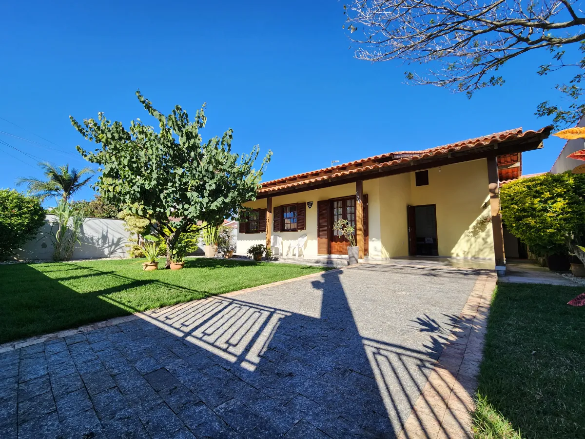 Casa para venda em Ingleses do Rio Vermelho com 3 quartos, 120m²