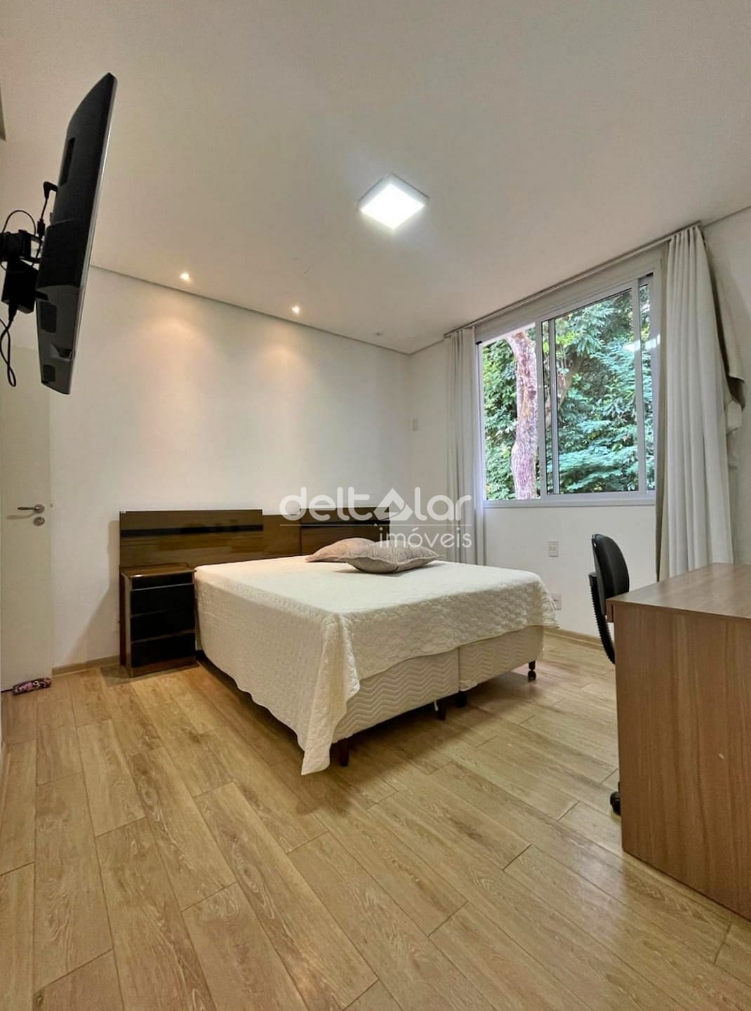 Casa para alugar com 4 quartos, 360m² - Foto 31