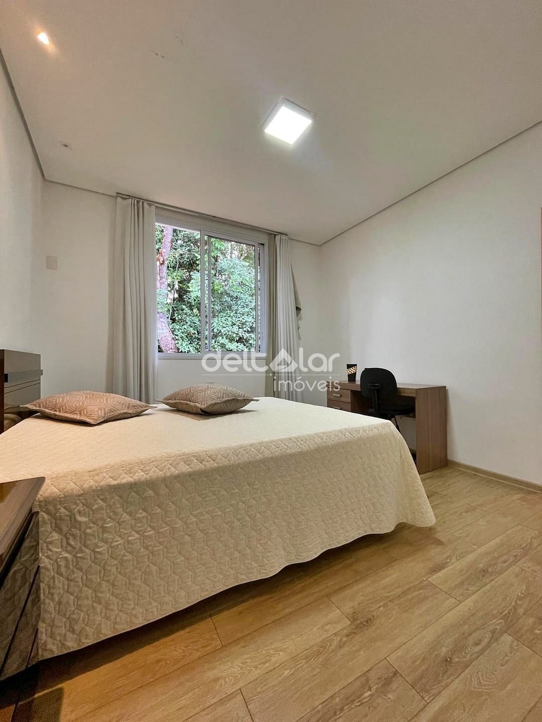Casa para alugar com 4 quartos, 360m² - Foto 32