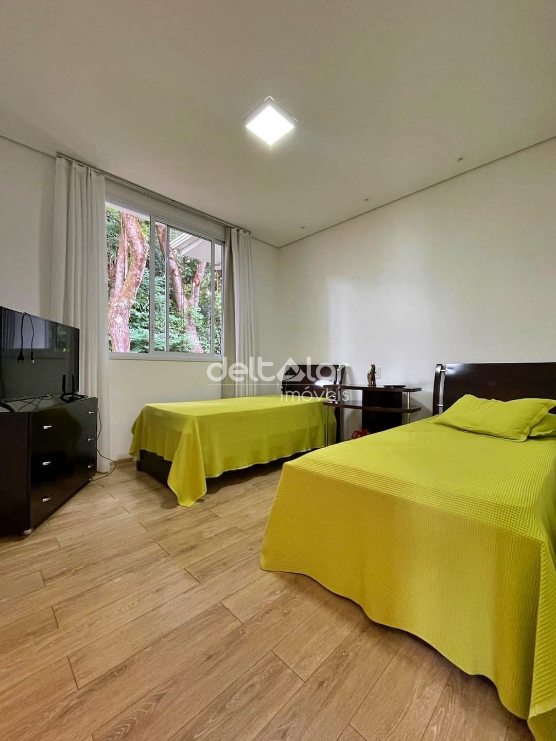Casa para alugar com 4 quartos, 360m² - Foto 40