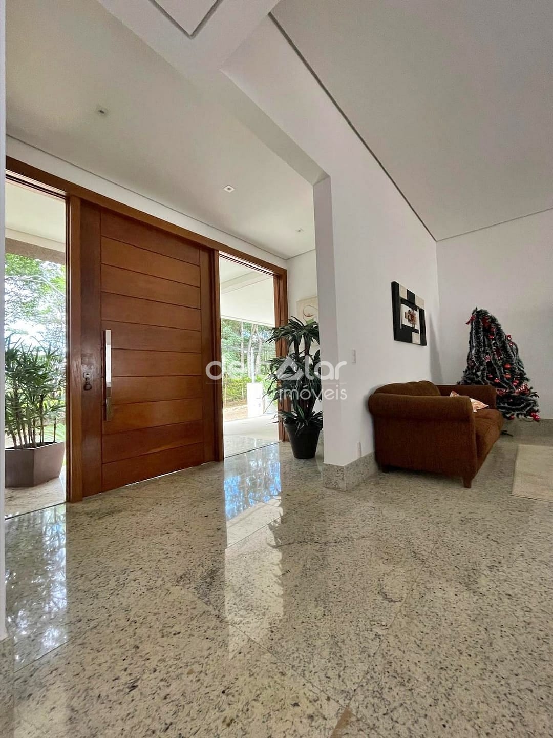 Casa para alugar com 4 quartos, 360m² - Foto 49
