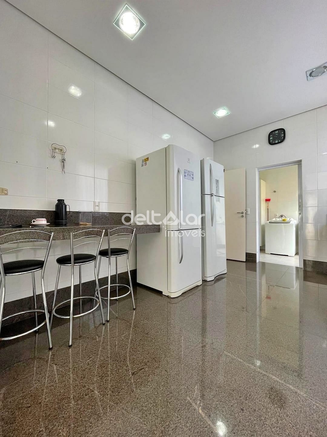 Casa para alugar com 4 quartos, 360m² - Foto 58