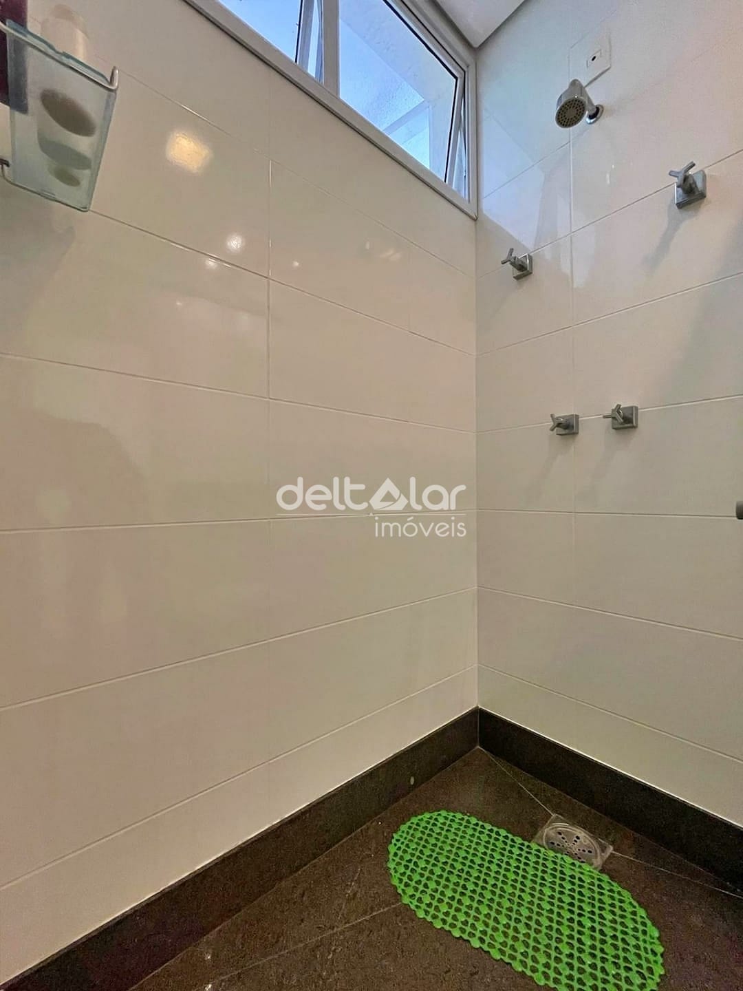 Casa para alugar com 4 quartos, 360m² - Foto 62