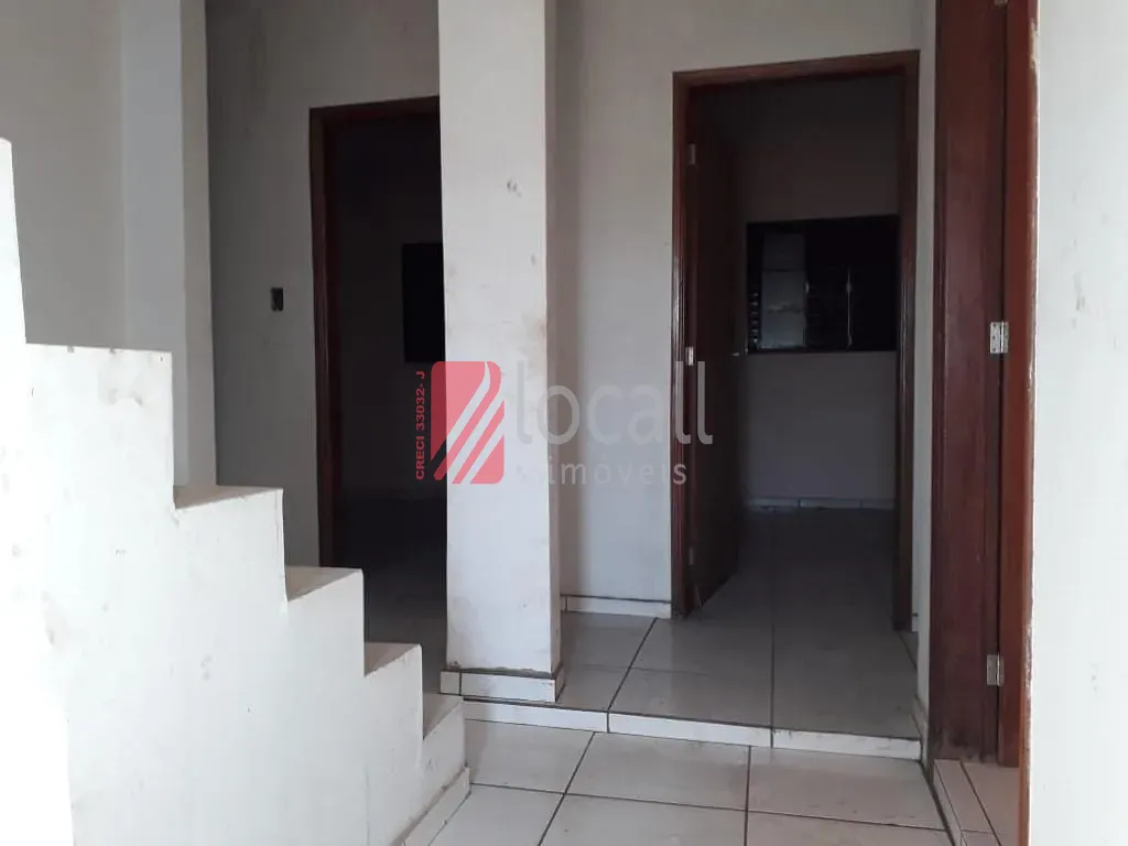 Casa com 1 quarto para aluguel, 500m² — foto 1 de 10