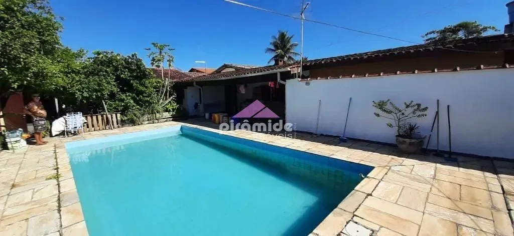 Casa, 4 quartos, 173 m² - Foto 1