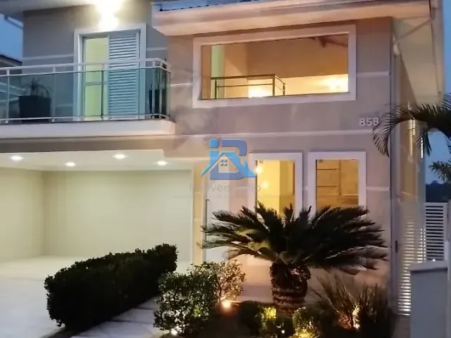 Casa com 300m² 4 quartos e 4 banheiros, à venda, no bairro Residencial Fazenda Serrinha em Itatiba