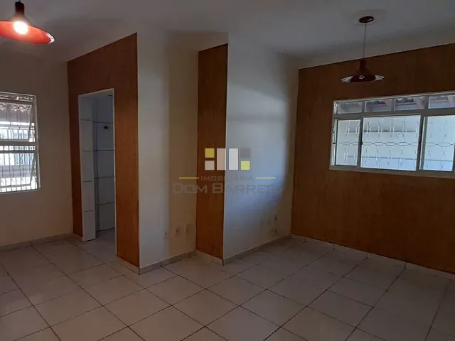Casa com 250m² 2 quartos e 2 banheiros, à venda, no bairro Parque Residencial Florença em Sumaré