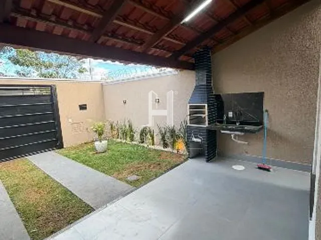 Casa 2 quartos e 2 banheiros, à venda, no bairro Residencial Buena Vista III em Goiânia