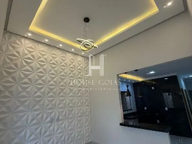 Casa 2 quartos e 2 banheiros, à venda, no bairro Residencial Buena Vista III em Goiânia