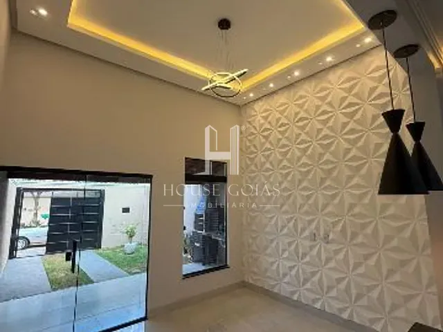 Casa 2 quartos e 2 banheiros, à venda, no bairro Residencial Buena Vista III em Goiânia
