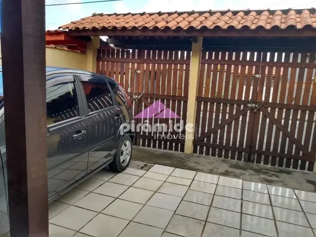 Casa com 180m² 2 quartos e 2 banheiros, à venda, no bairro Morro do Algodão em Caraguatatuba
