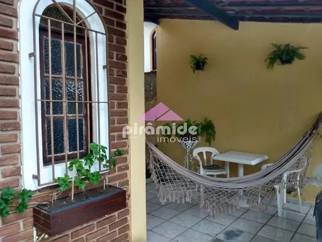 Casa com 180m² 2 quartos e 2 banheiros, à venda, no bairro Morro do Algodão em Caraguatatuba