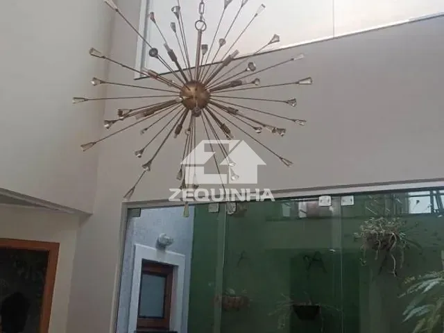 Casa com 280m² 4 quartos e 3 banheiros, à venda, no bairro Pq Monte Alegre em Taboao Da Serra