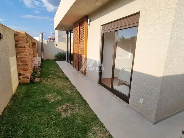 Casa com 312m² 3 quartos e 3 banheiros, à venda, no bairro Jardim Carvalho em Ponta Grossa