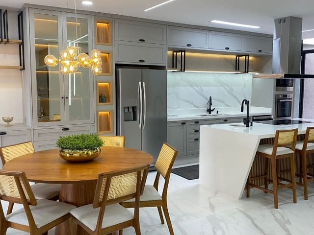 Foto do Casa - Casa com 3 dormitórios à venda, 210 m² por R$ 1.450.000,00 - Jardim Oriente - São José dos Campos/SP | INDEPENDENCE NEGOCIOS IMOBILIARIOS LTDA