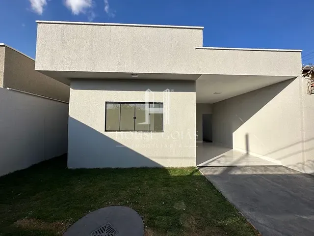 Casa com 245m² 3 quartos e 2 banheiros, à venda, no bairro Vila Alzira em Aparecida de Goiânia