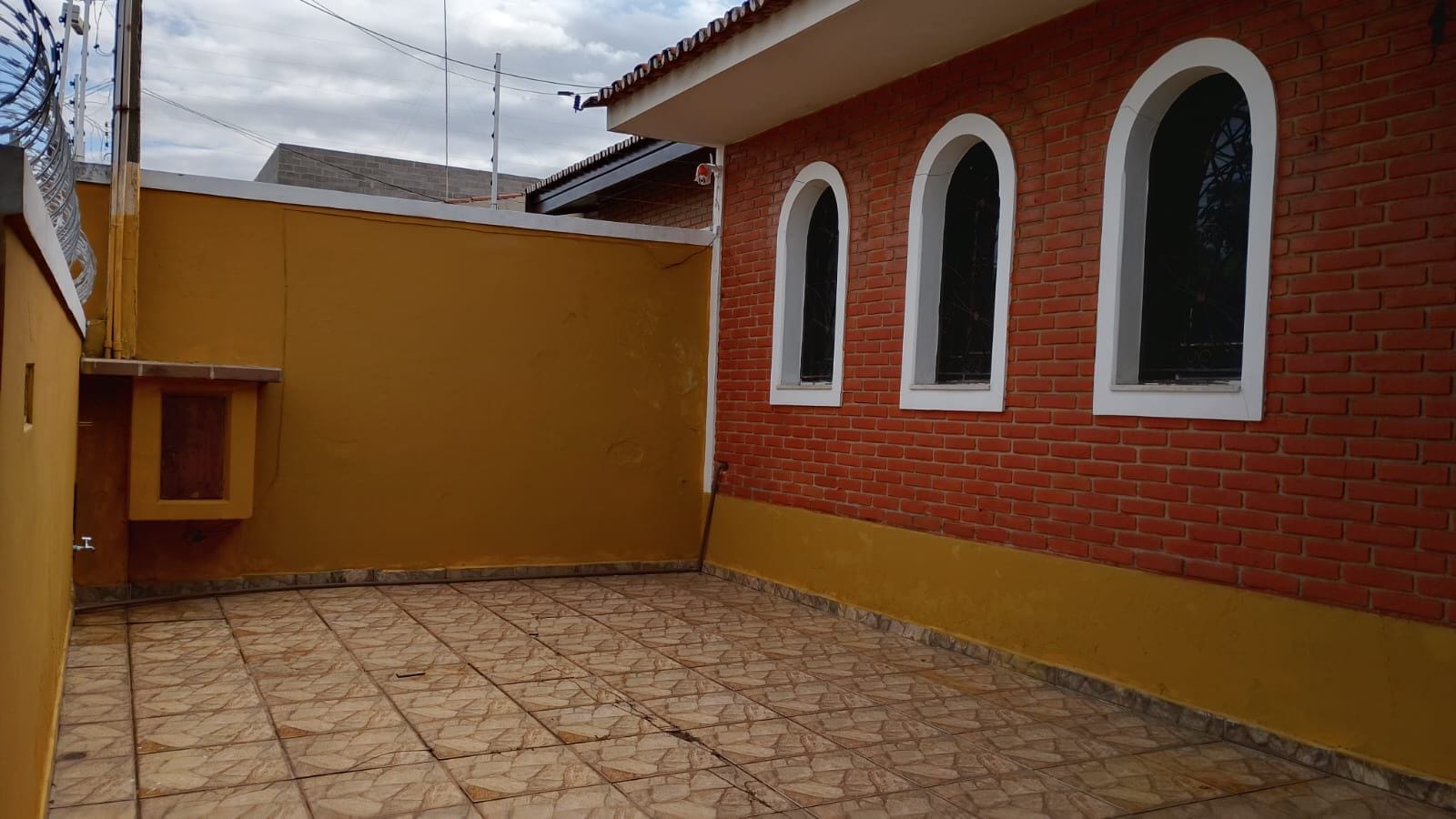 Casa, 4 quartos, 176 m² - Foto 1