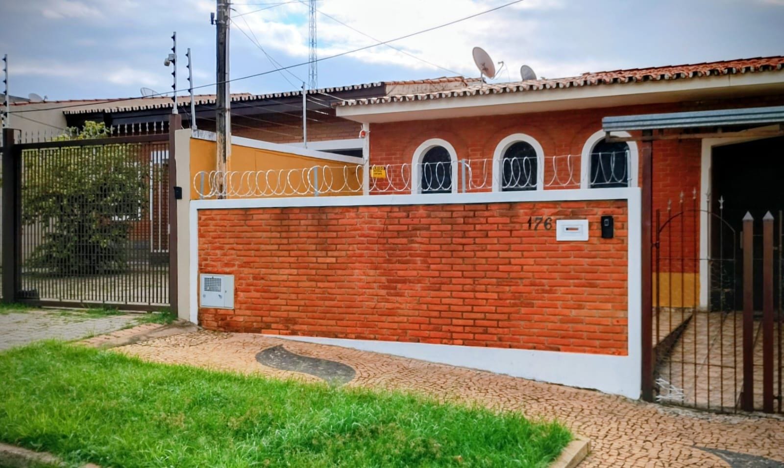 Casa, 4 quartos, 176 m² - Foto 2