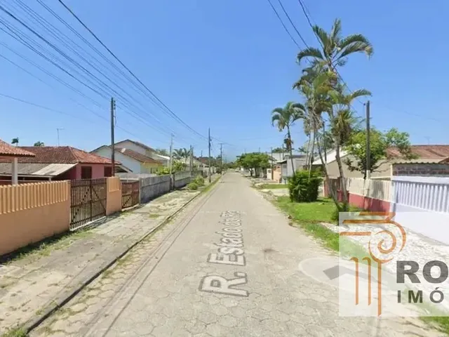 Casa com 330m² 4 quartos e 3 banheiros, à venda, no bairro São Carlos em Pontal Do Paraná