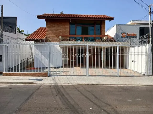 Sobrado com 421m² 6 quartos e 5 banheiros, para alugar, no bairro Centro em Sorocaba