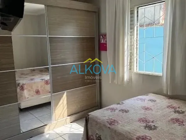Casa com 150m² 3 quartos e 2 banheiros, à venda, no bairro Conjunto Residencial Trinta e Um de Março em São José dos Campos