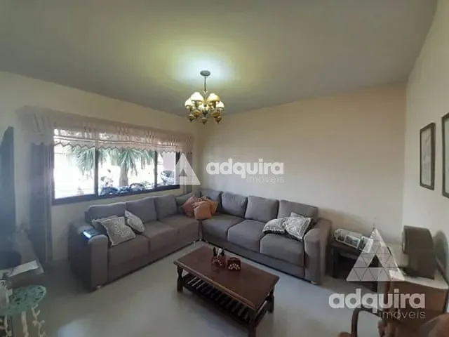 Casa com 170m² 3 quartos e 3 banheiros, à venda, no bairro Jardim Carvalho em Ponta Grossa