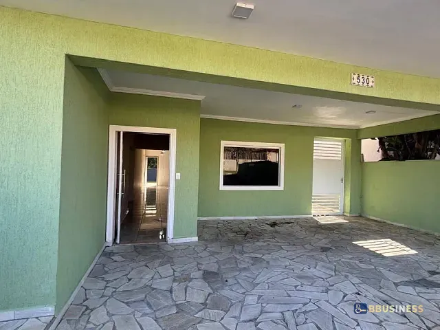 Casa com 580m² 3 quartos e 2 banheiros, para alugar, no bairro San Diego em Vargem Grande Paulista