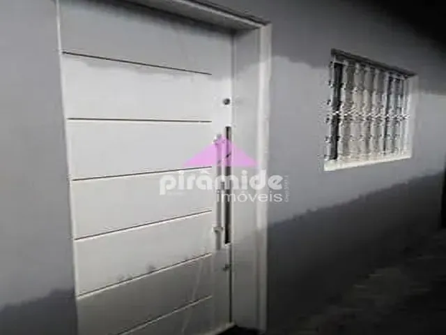 Casa com 125m² 2 quartos e 1 banheiro, à venda, no bairro Jardim das Indústrias em São José Dos Campos