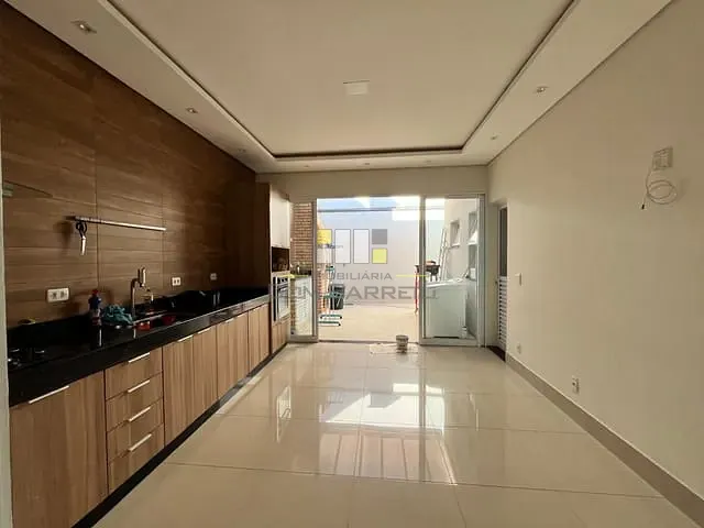 Casa com 262m² 3 quartos e 2 banheiros, à venda, no bairro Residencial Portal do Lago em Sumaré