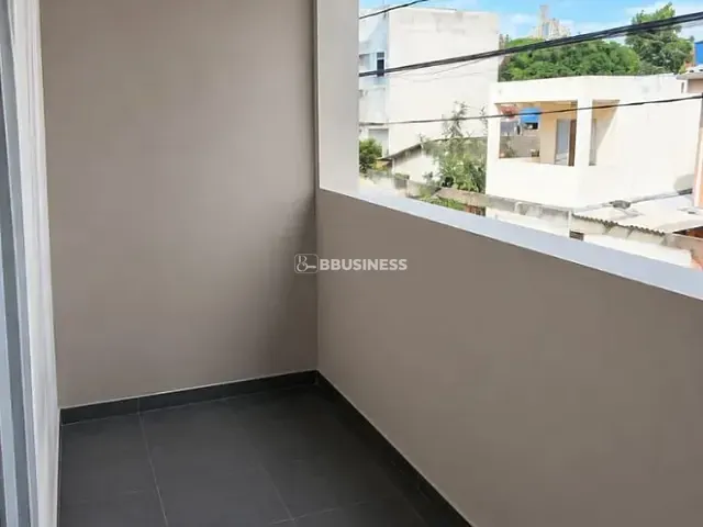 Casa com 85m² 2 quartos e 4 banheiros, para alugar, no bairro Jardim São Miguel em Taboão da Serra