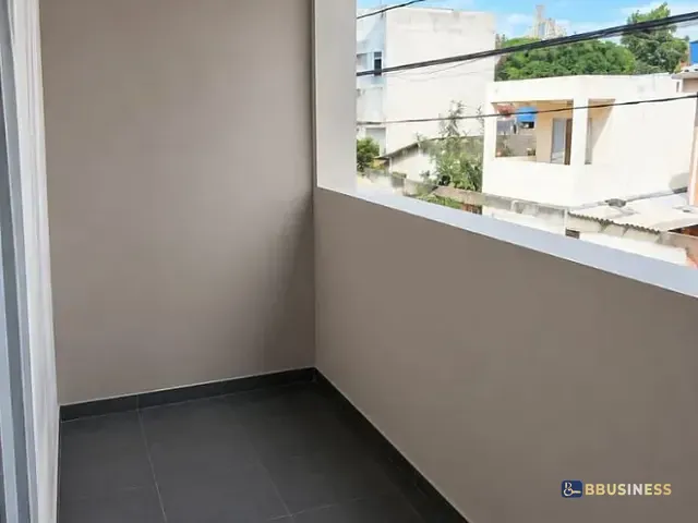 Casa com 85m² 3 quartos e 4 banheiros, para alugar, no bairro Jardim São Miguel em Taboão da Serra
