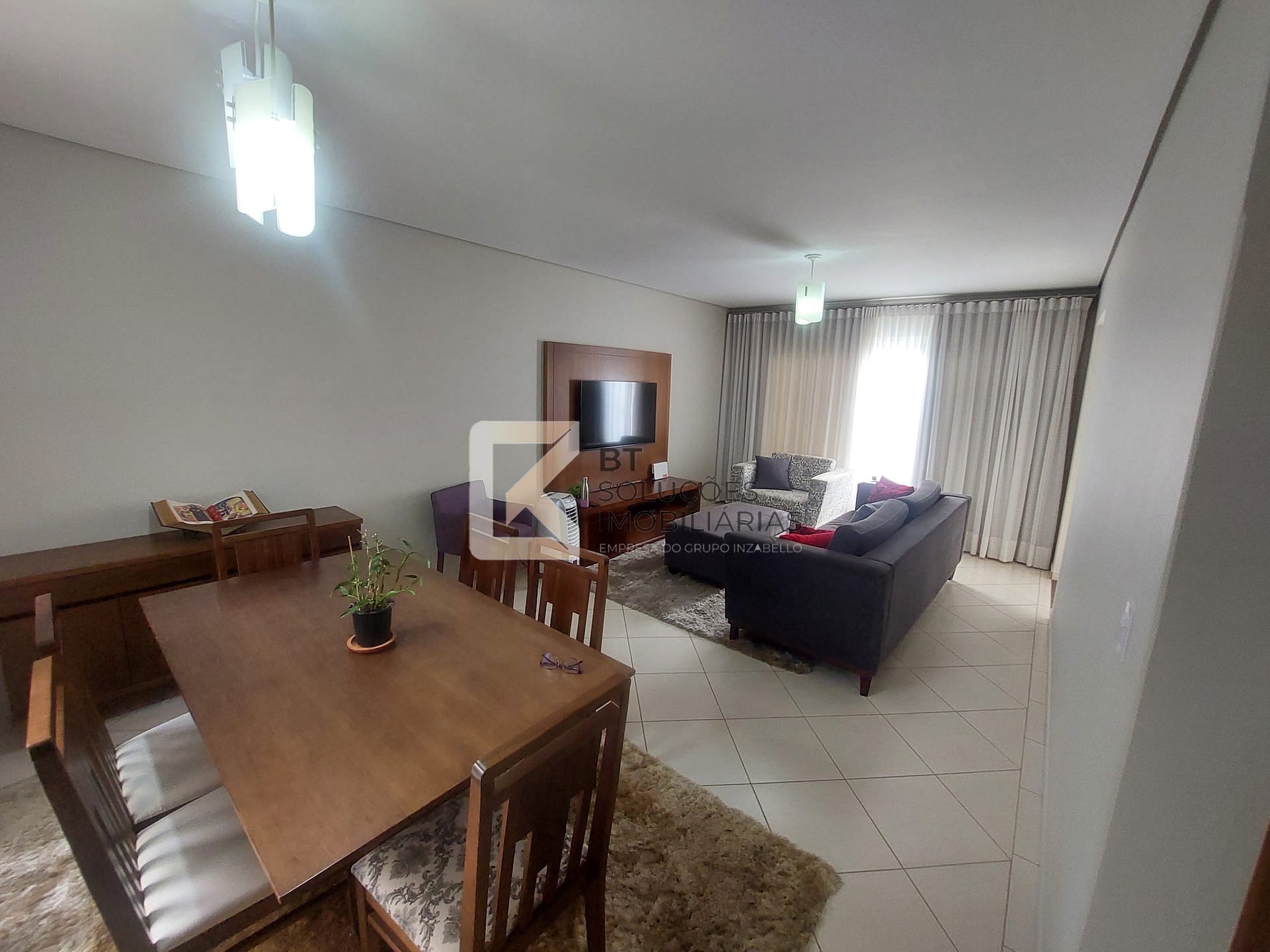 Casa, 4 quartos, 10 m² - Foto 1